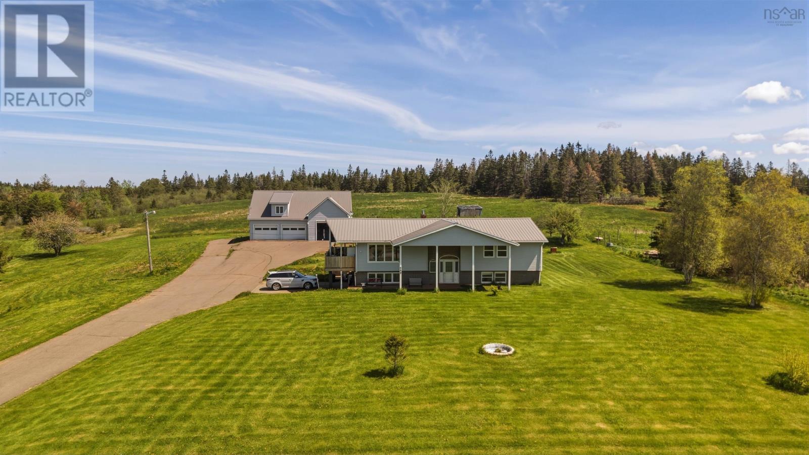 689 Old Greenfield Road Property Photo 1