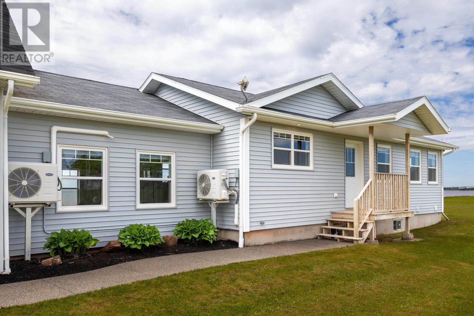 18 Shore Road Property Photo 7