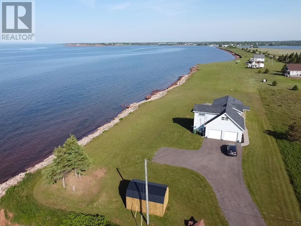 18 Shore Road Property Photo 14