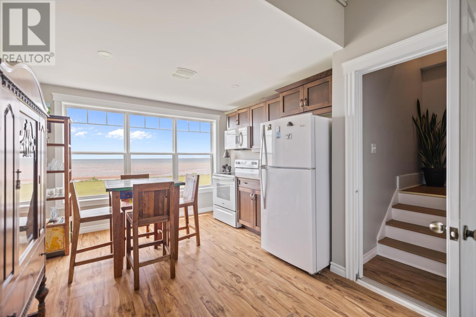 18 Shore Road Property Photo 38