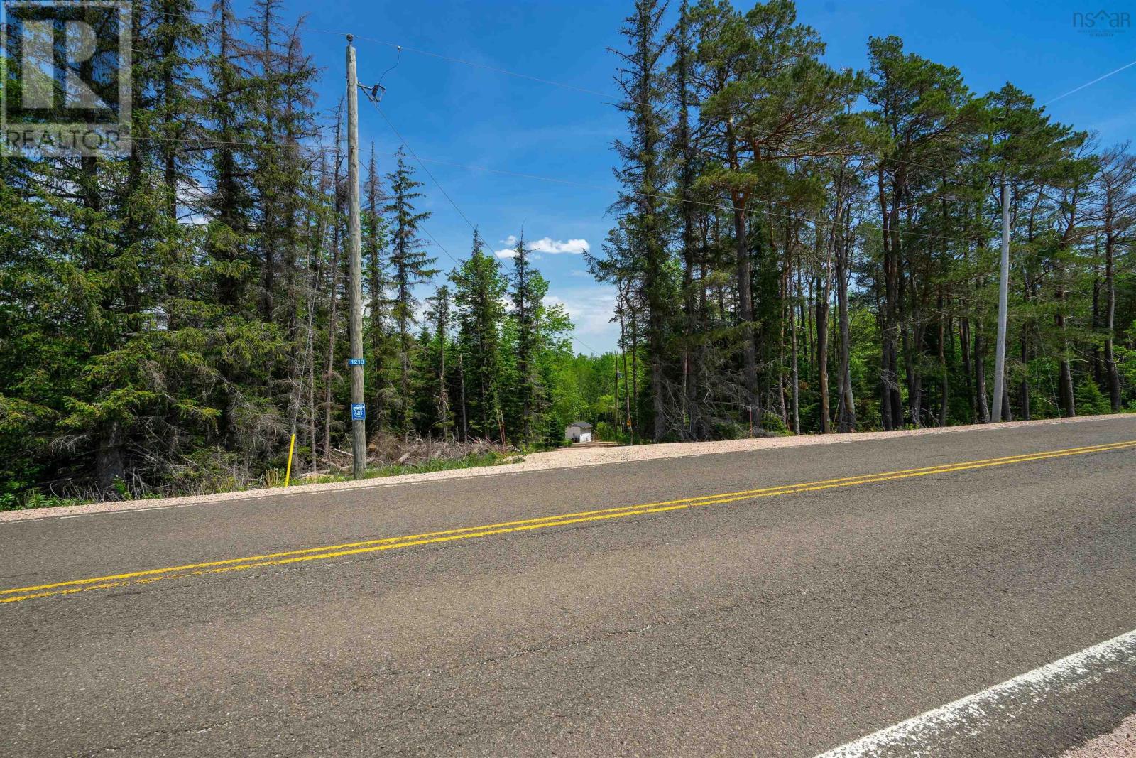 1210 Highway 10 Property Photo 14