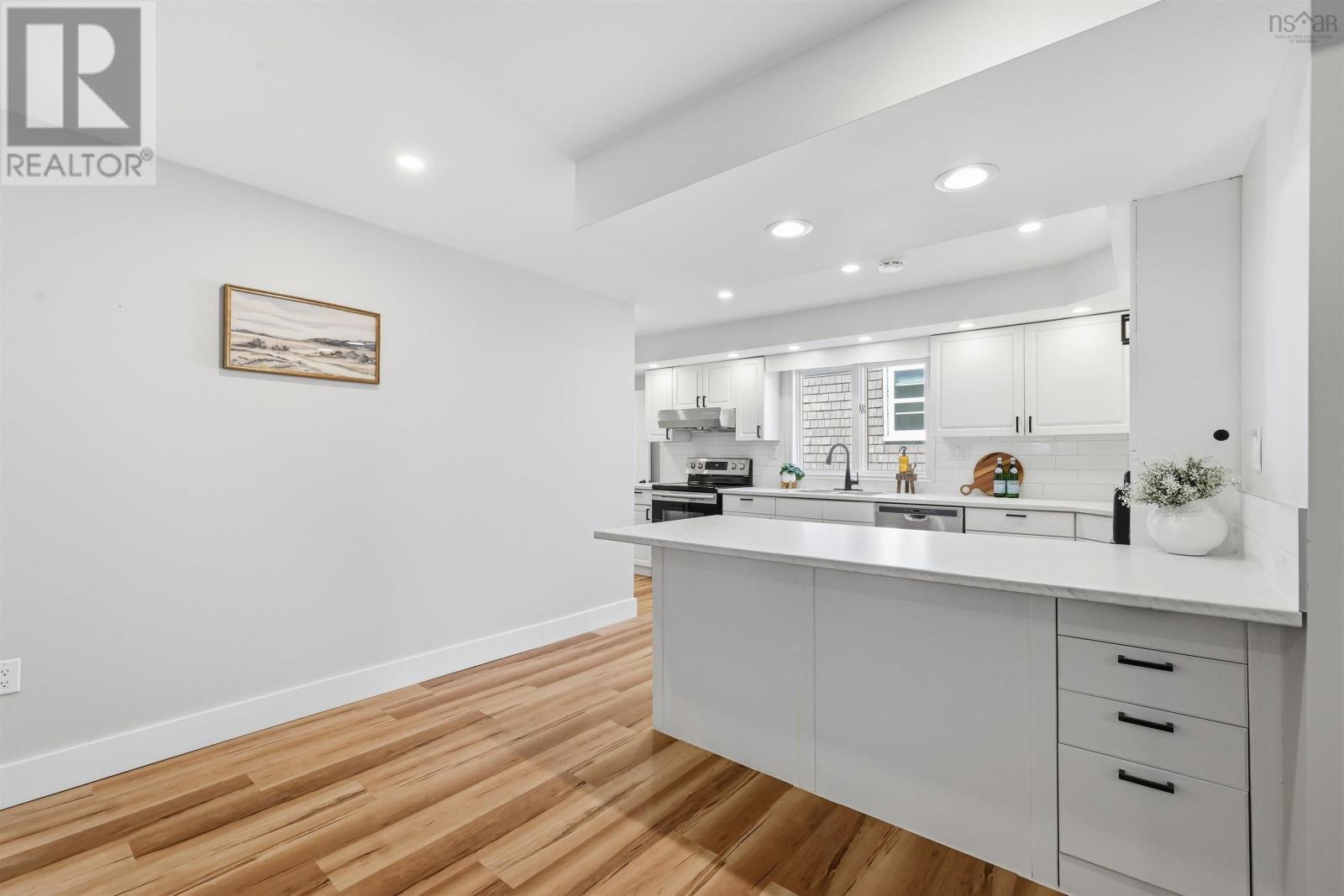 6521 Bayers Road Property Photo 12