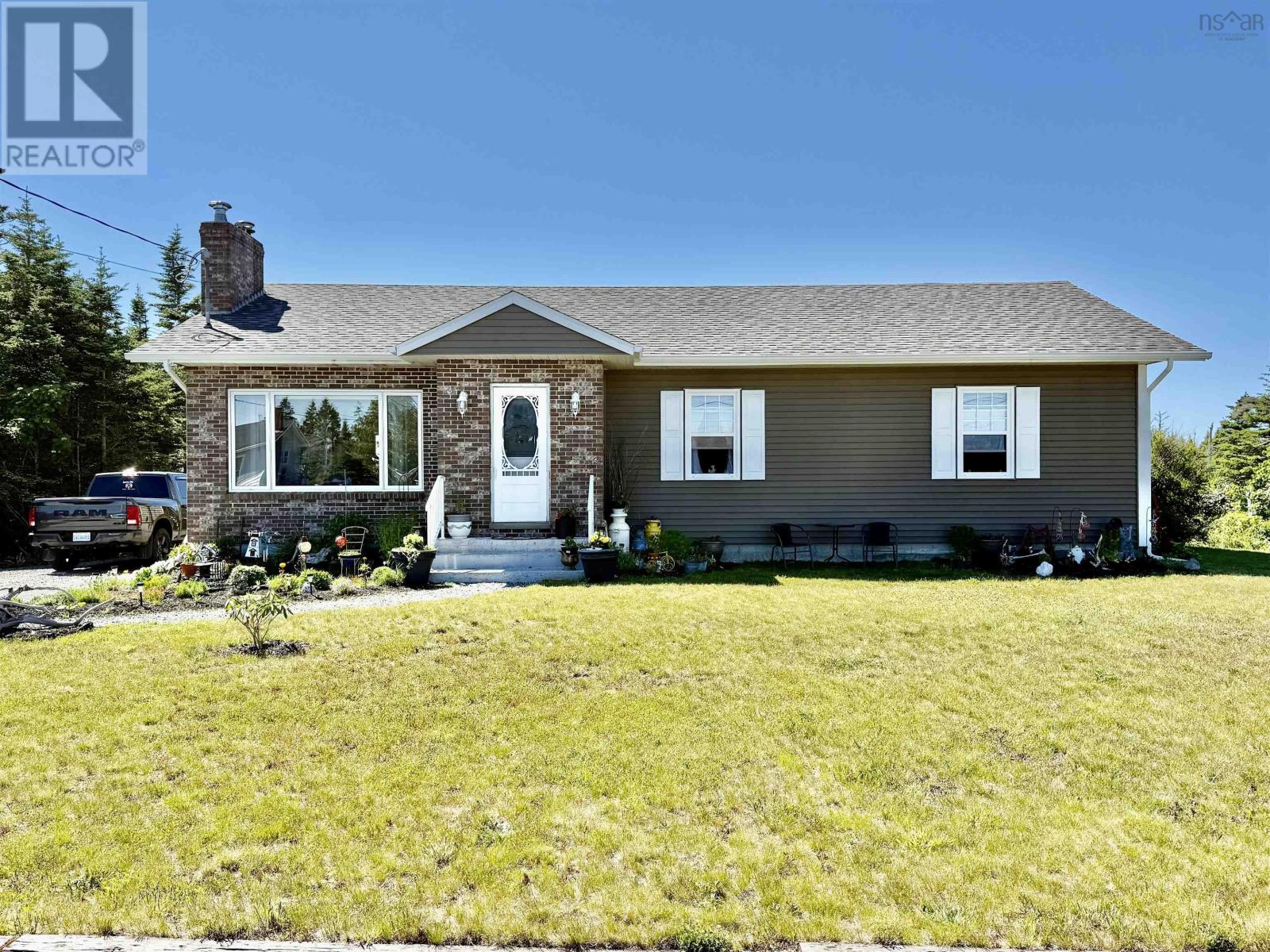 456 Centreville South Side Road Property Photo 1