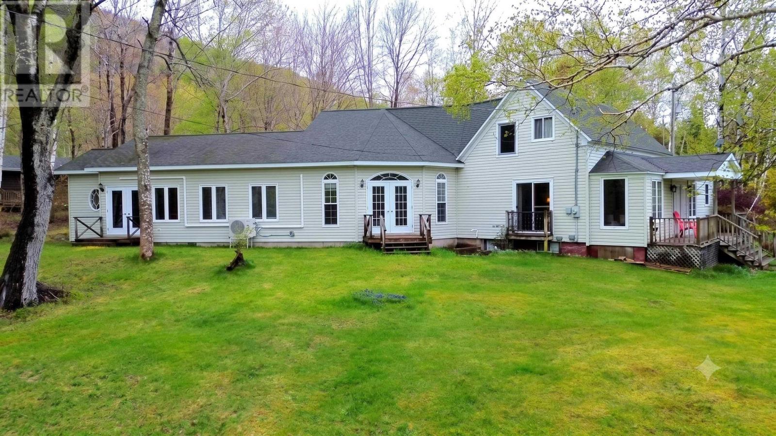 45478 Cabot Trail Property Photo 1