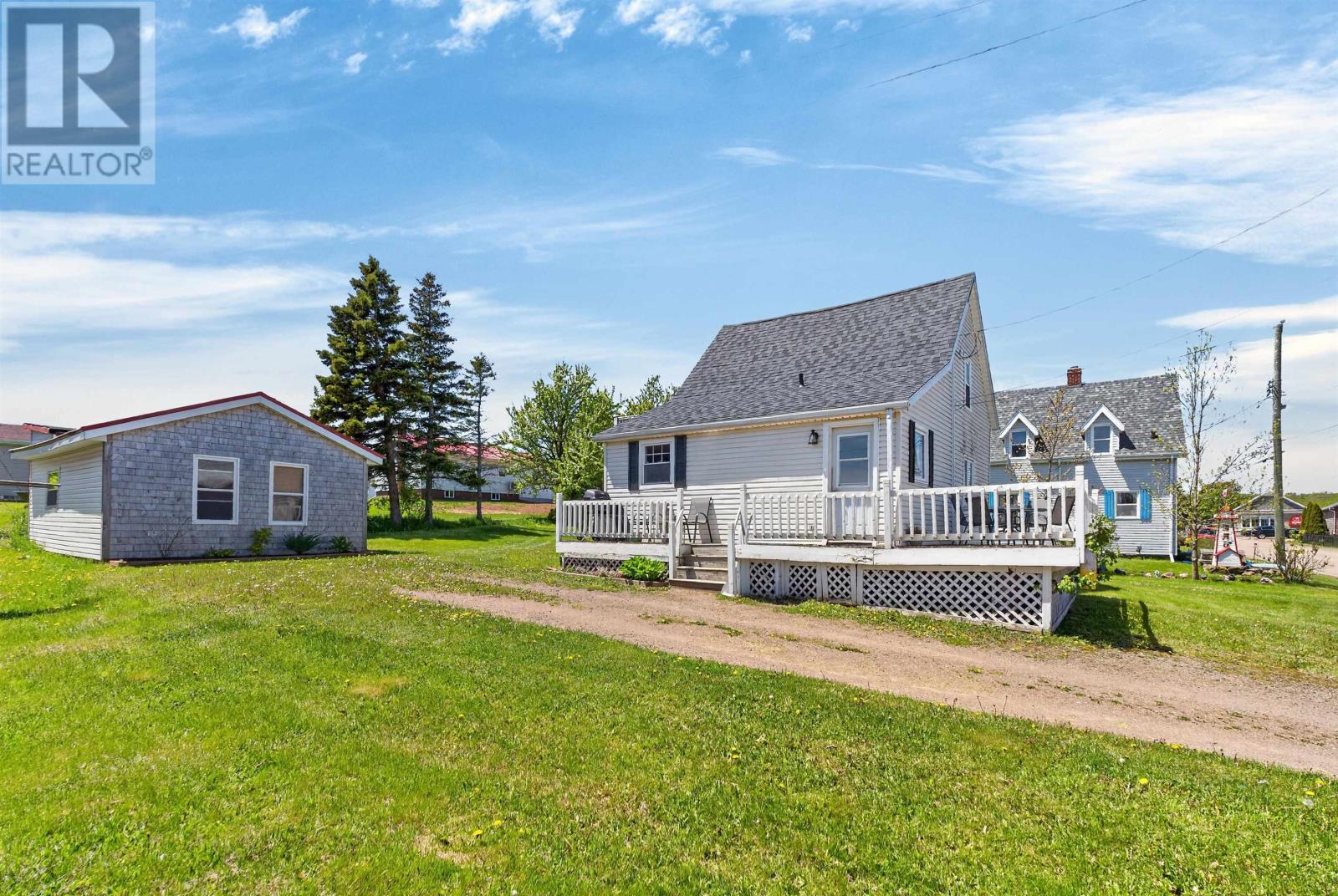 105 Riverside Drive Property Photo 1