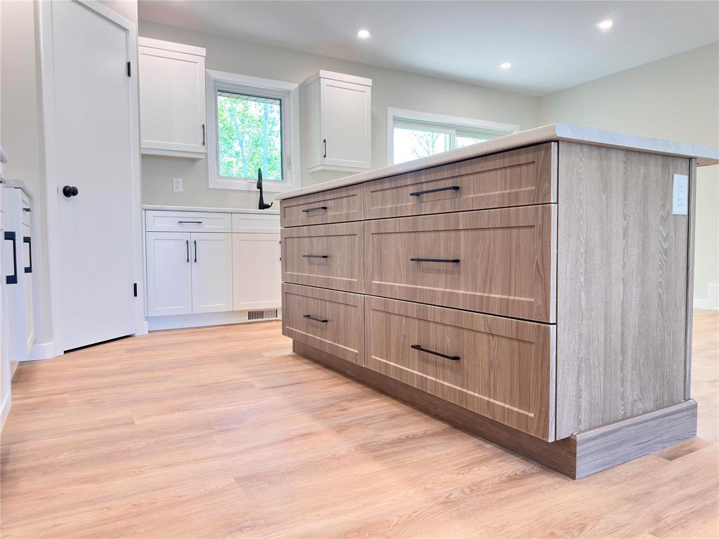 10 Tamarack Lane Property Photo 10