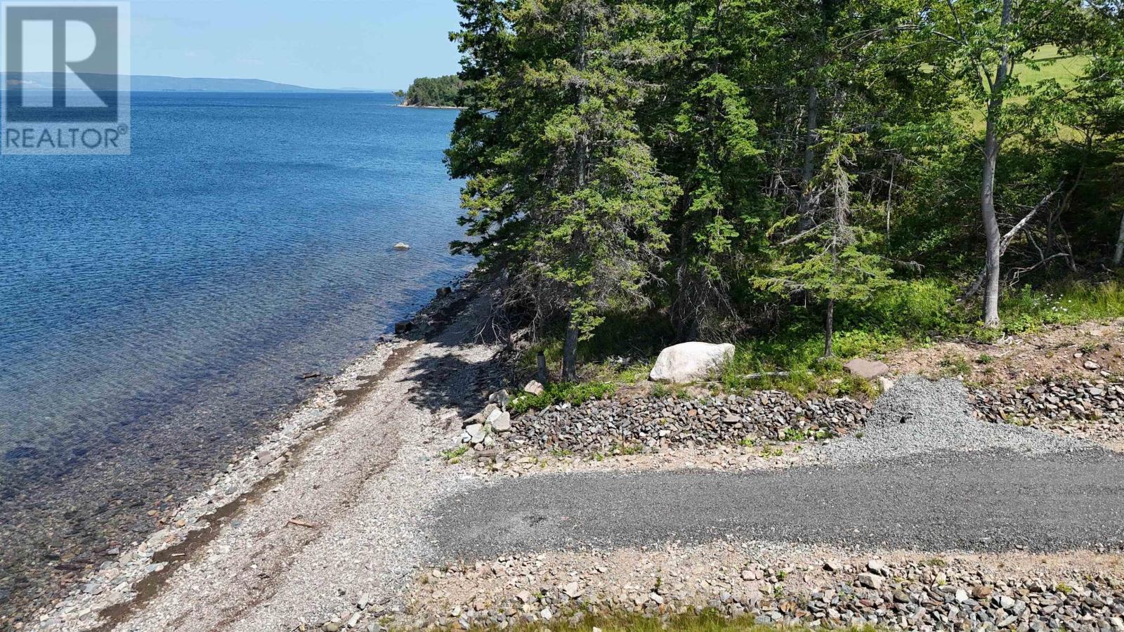 West Bay Highway Property Photo 11