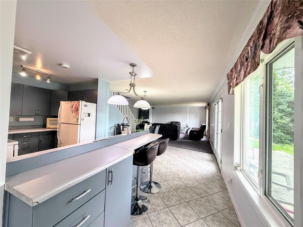 341 Lily Street Property Photo 2