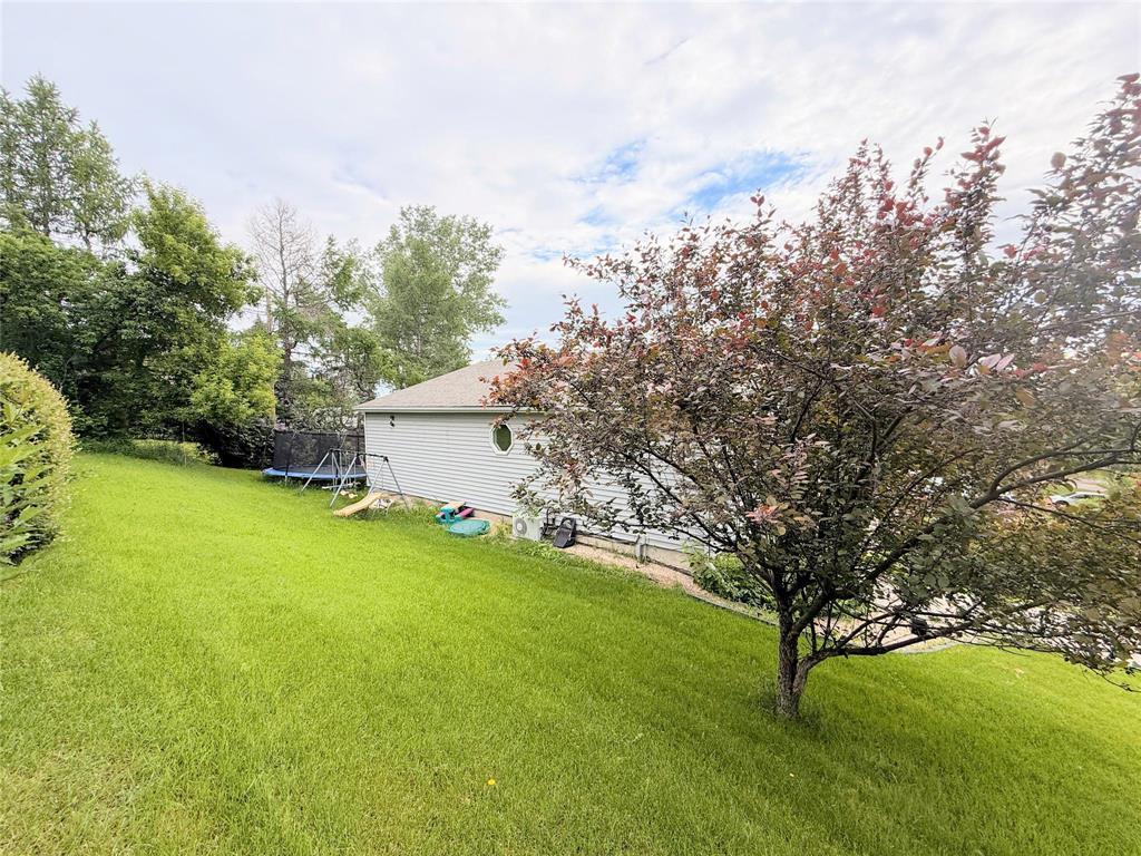 341 Lily Street Property Photo 28