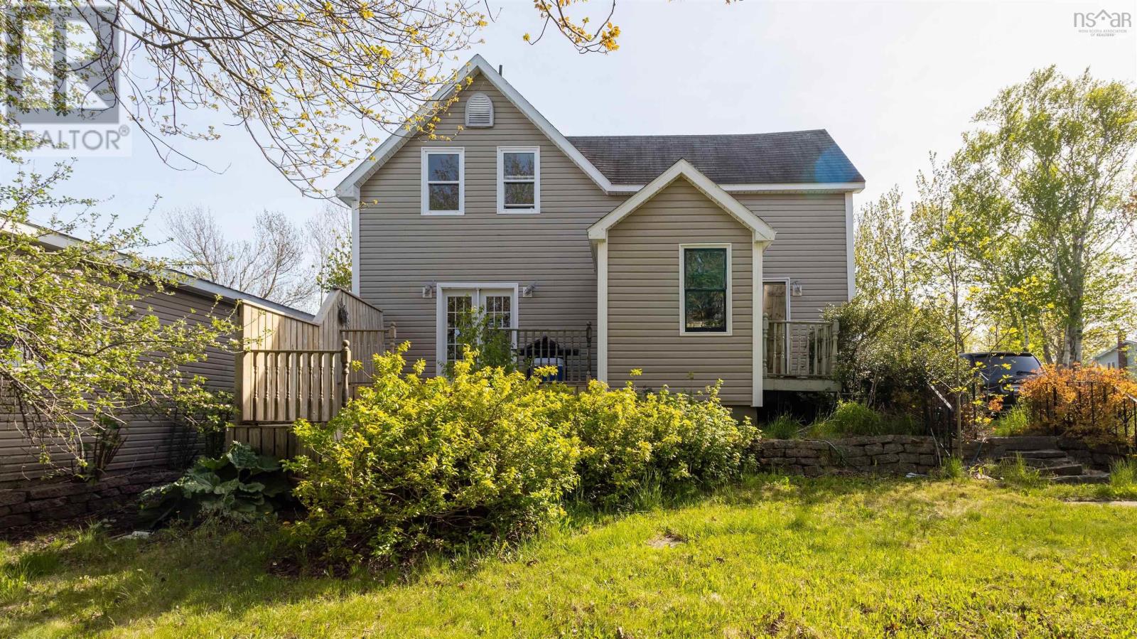 6 Grove Street Property Photo 6