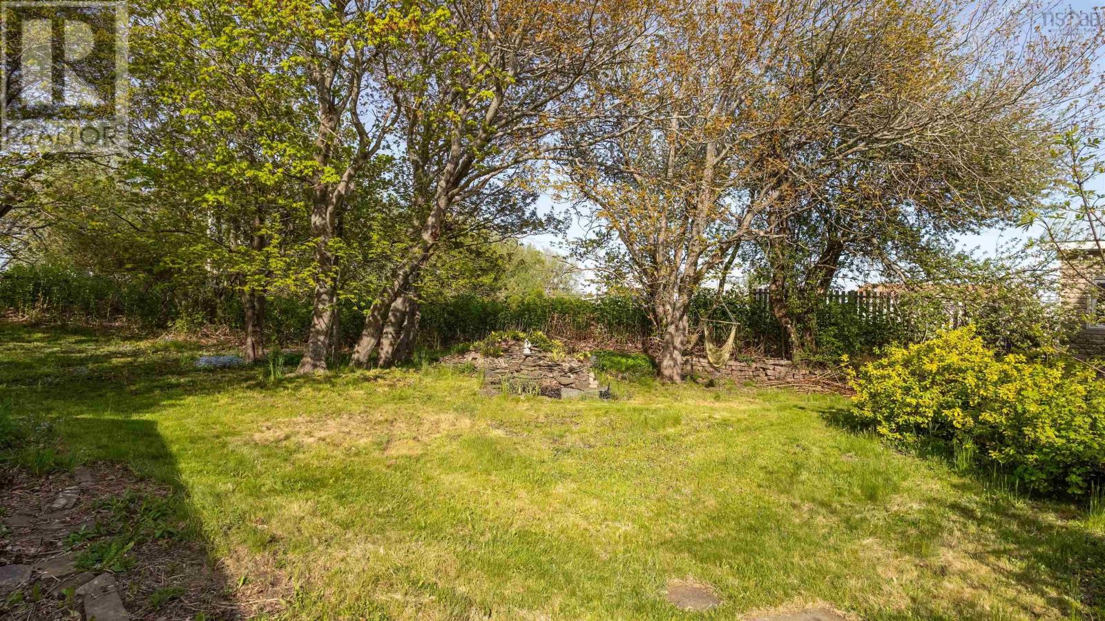 6 Grove Street Property Photo 7