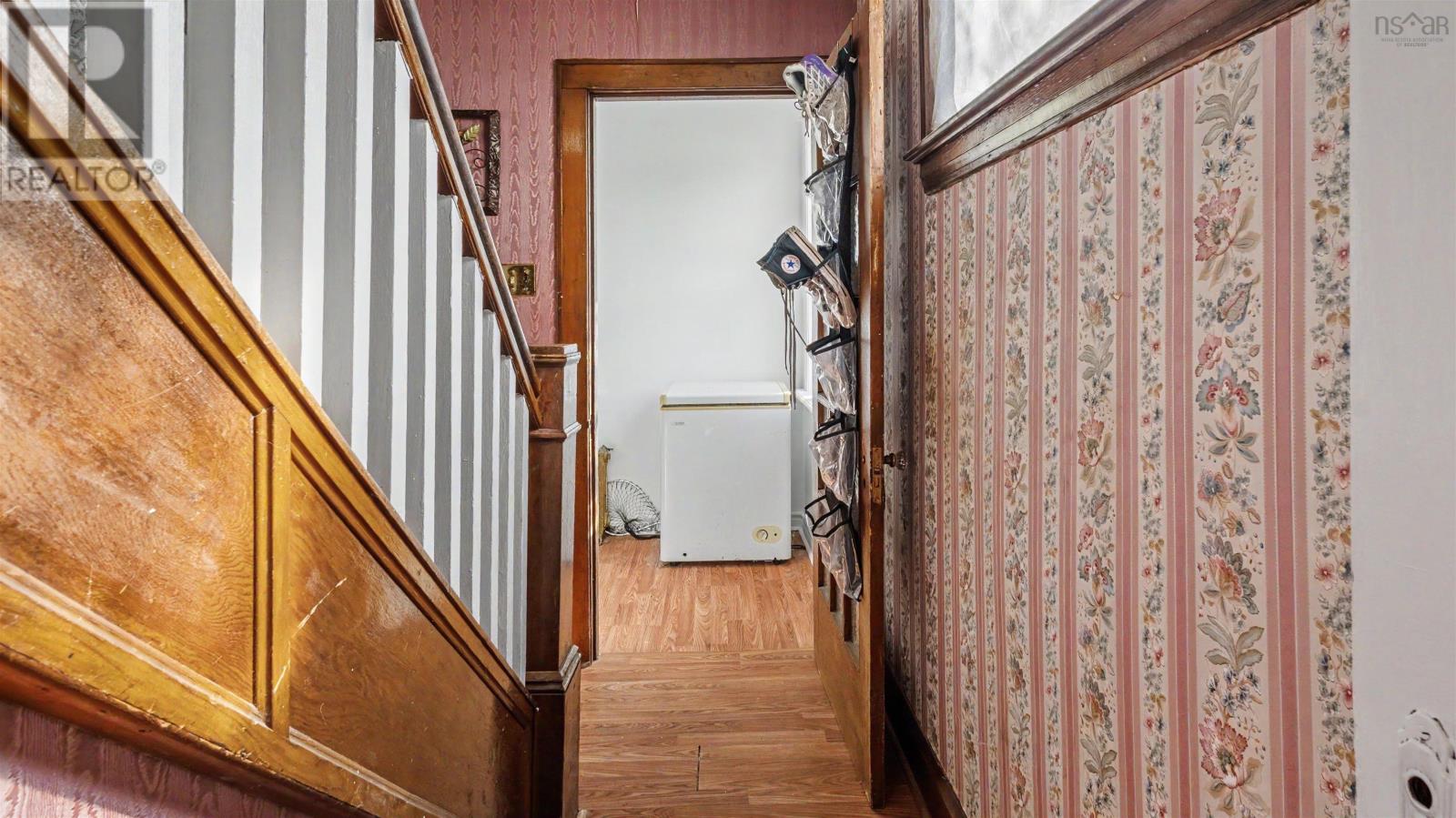 6 Grove Street Property Photo 21