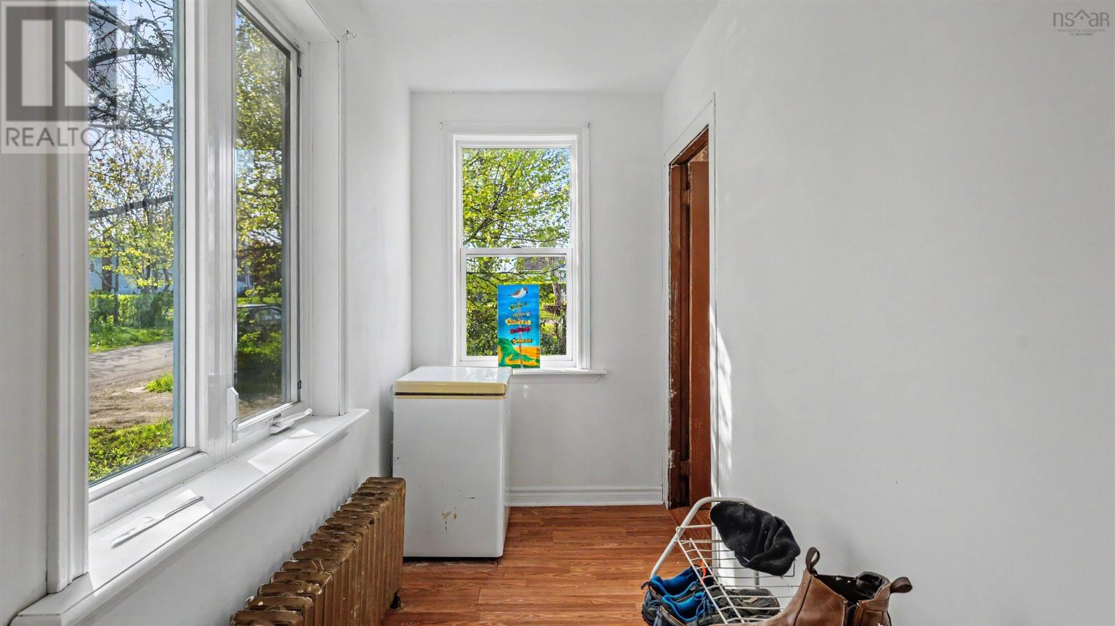 6 Grove Street Property Photo 22