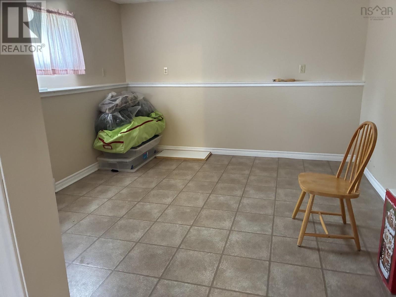 178 Twining Property Photo 14