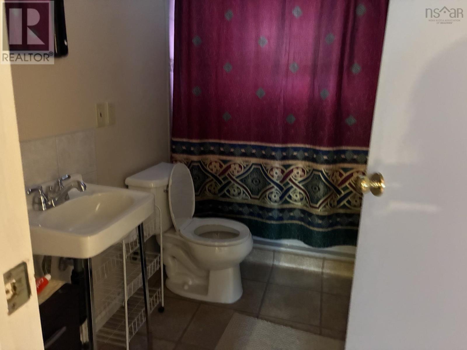 178 Twining Property Photo 16