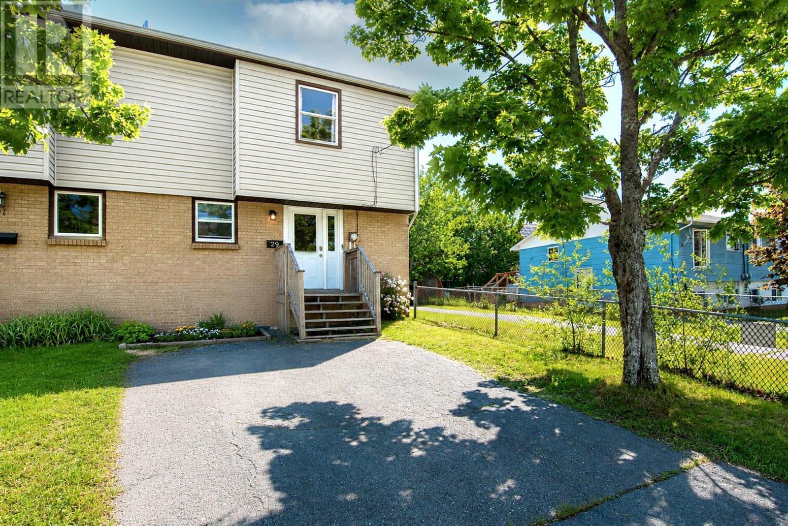 29 Circassion Drive