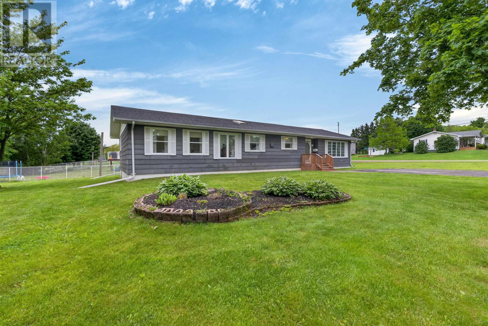 13 Avonlea Drive Property Photo 1