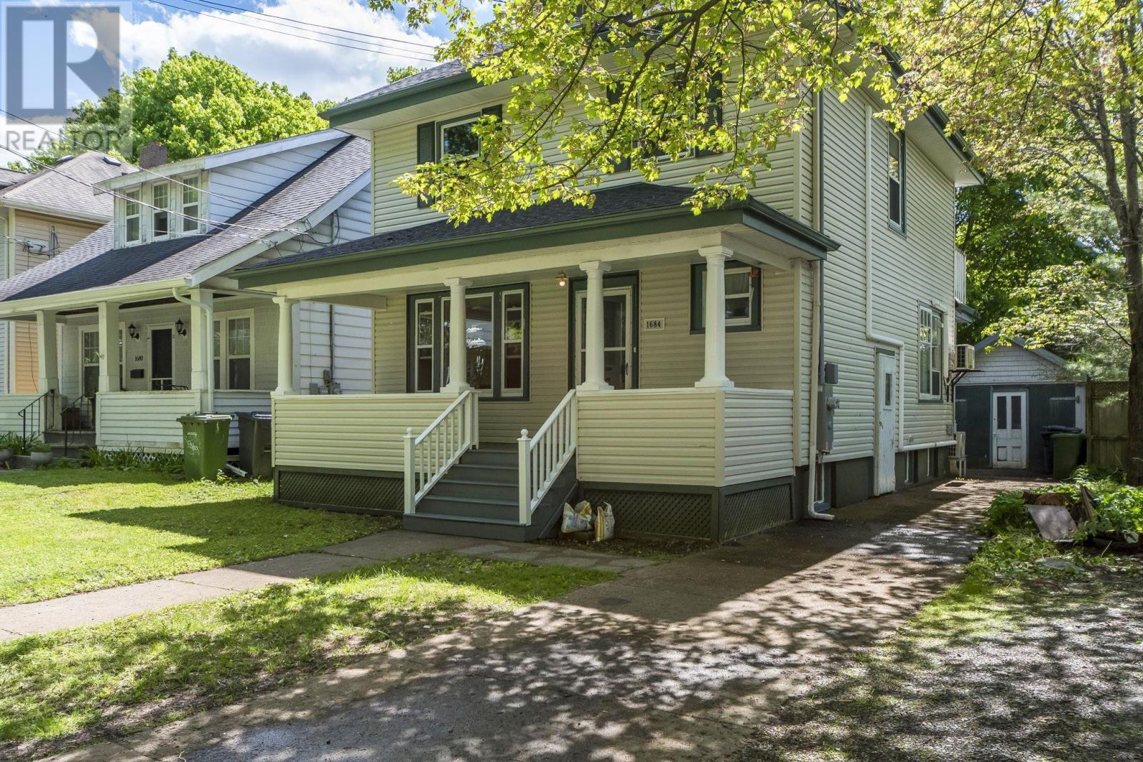 1684 Walnut Street Property Photo 1