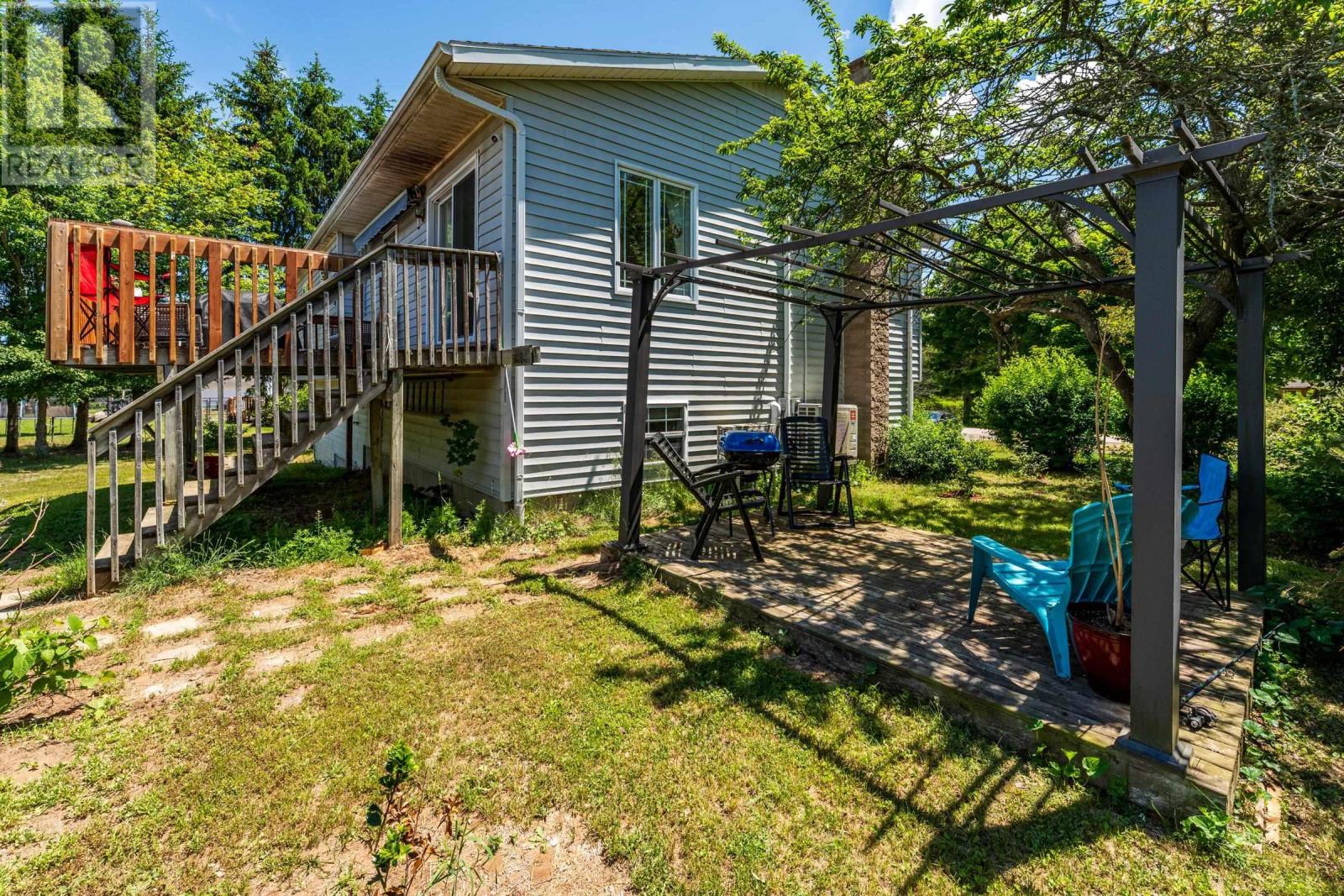53 Geiger Drive Property Photo 6