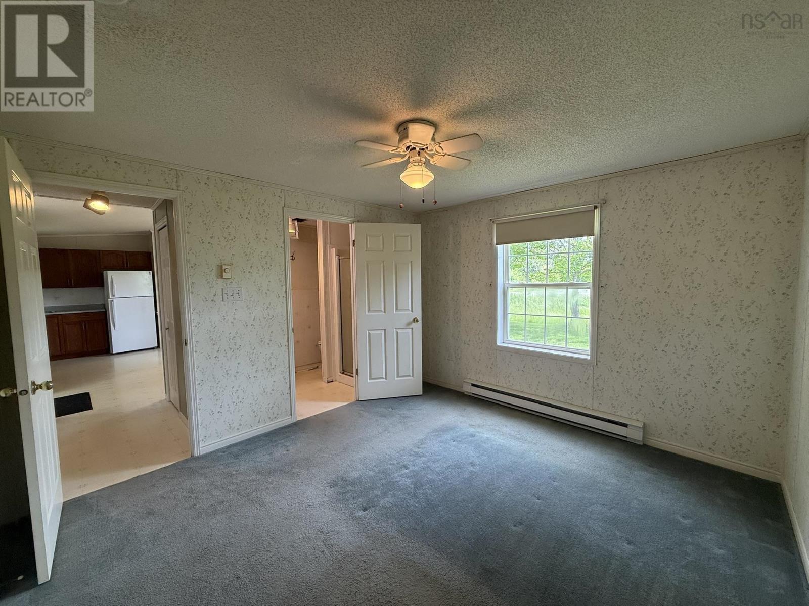 1061 Mountain Road Property Photo 8