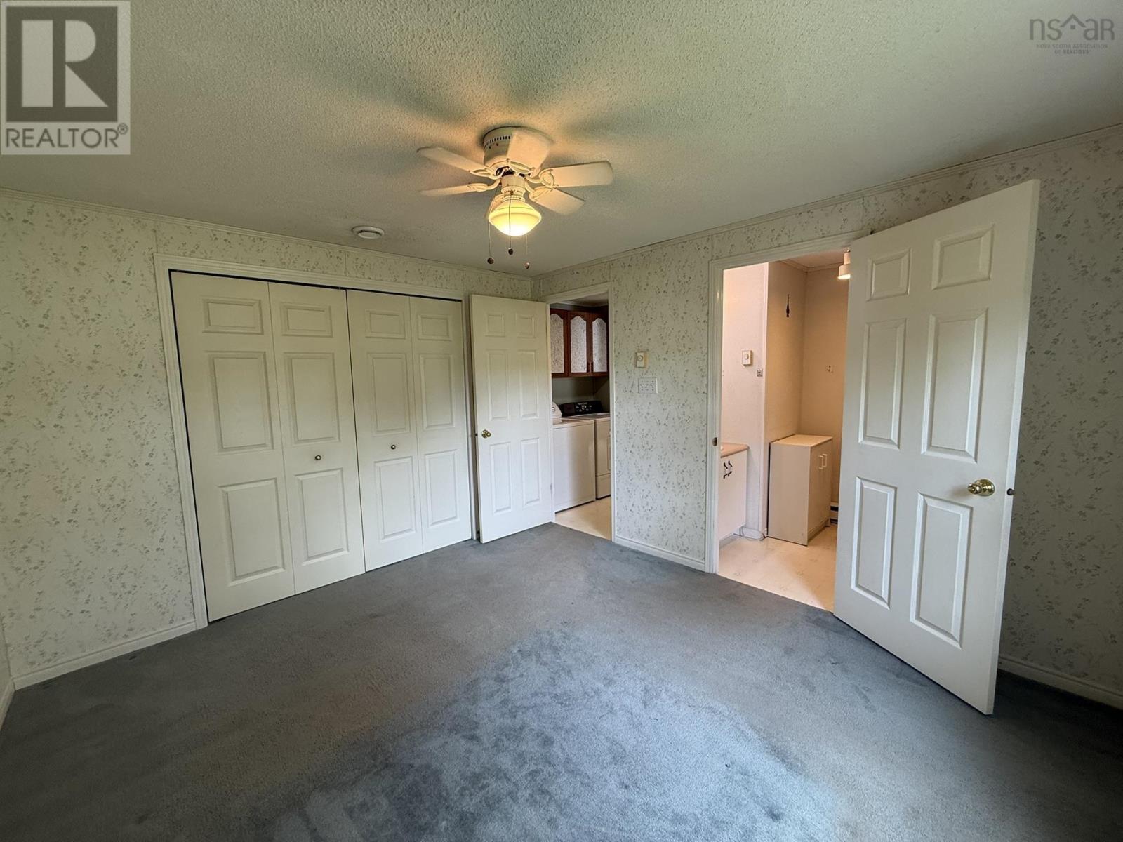 1061 Mountain Road Property Photo 9