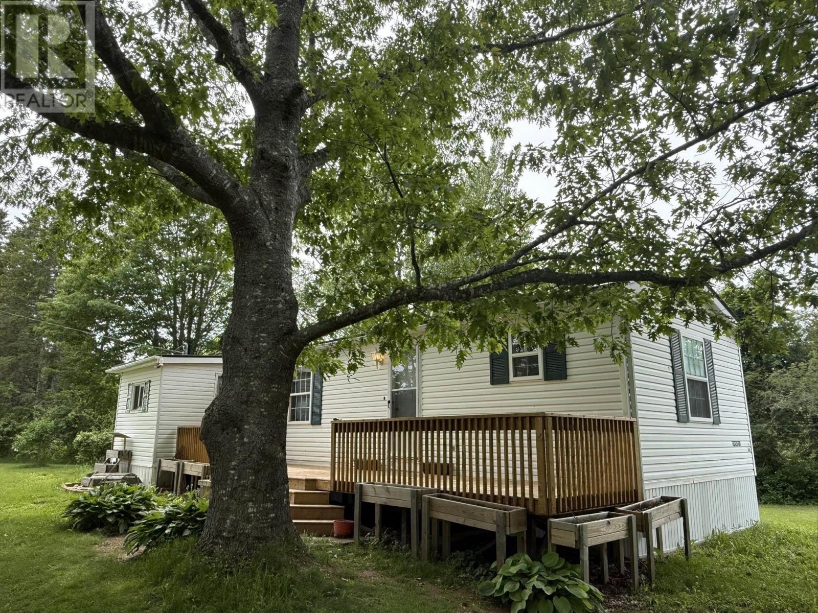 1061 Mountain Road Property Photo 33