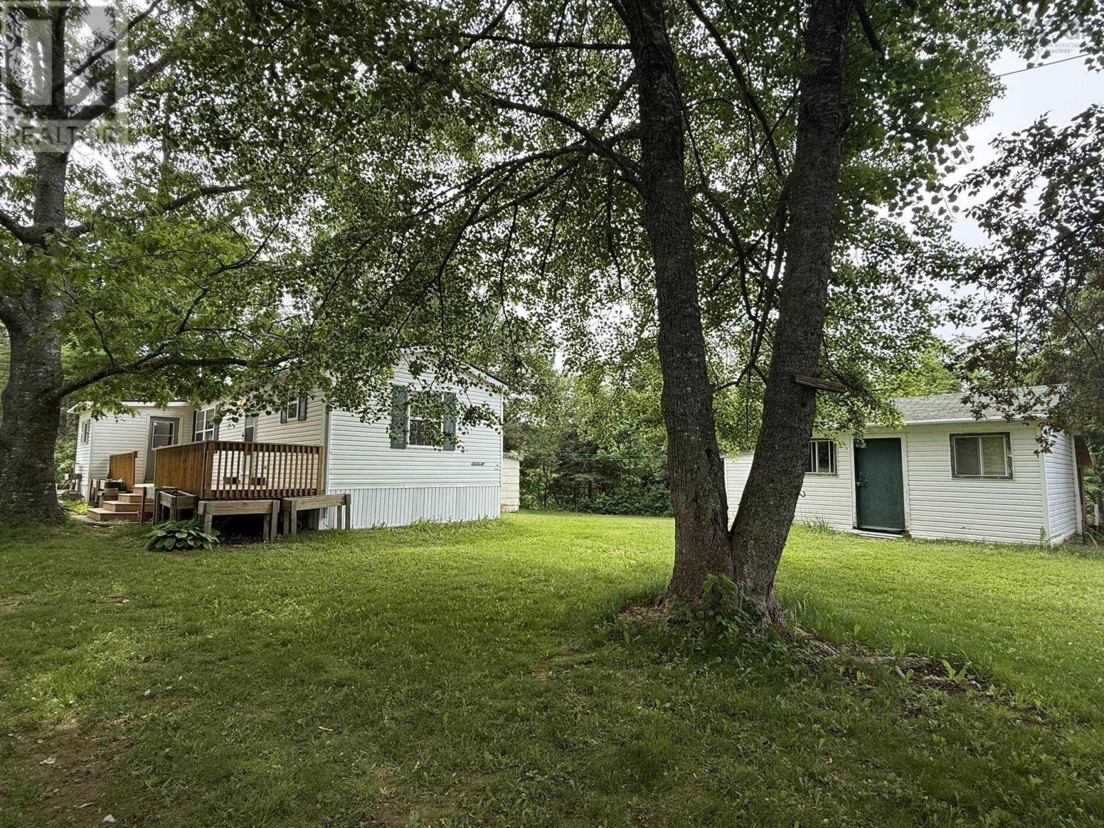 1061 Mountain Road Property Photo 35