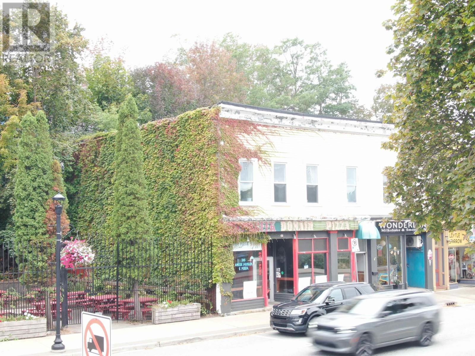 473 King Street