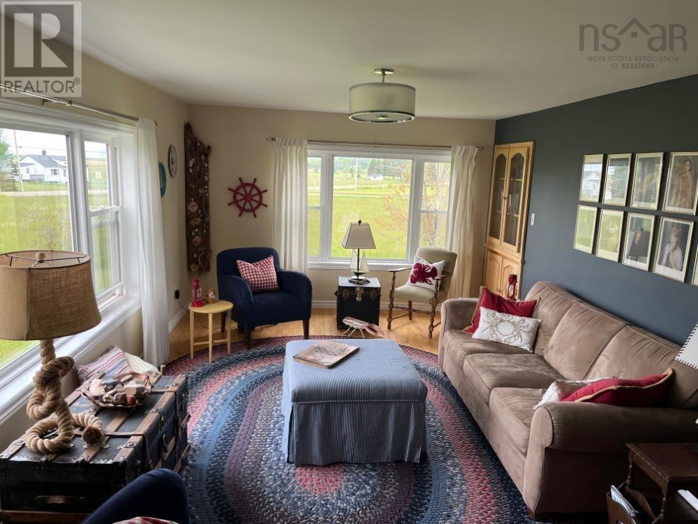 11 Ells Lane Property Photo 15