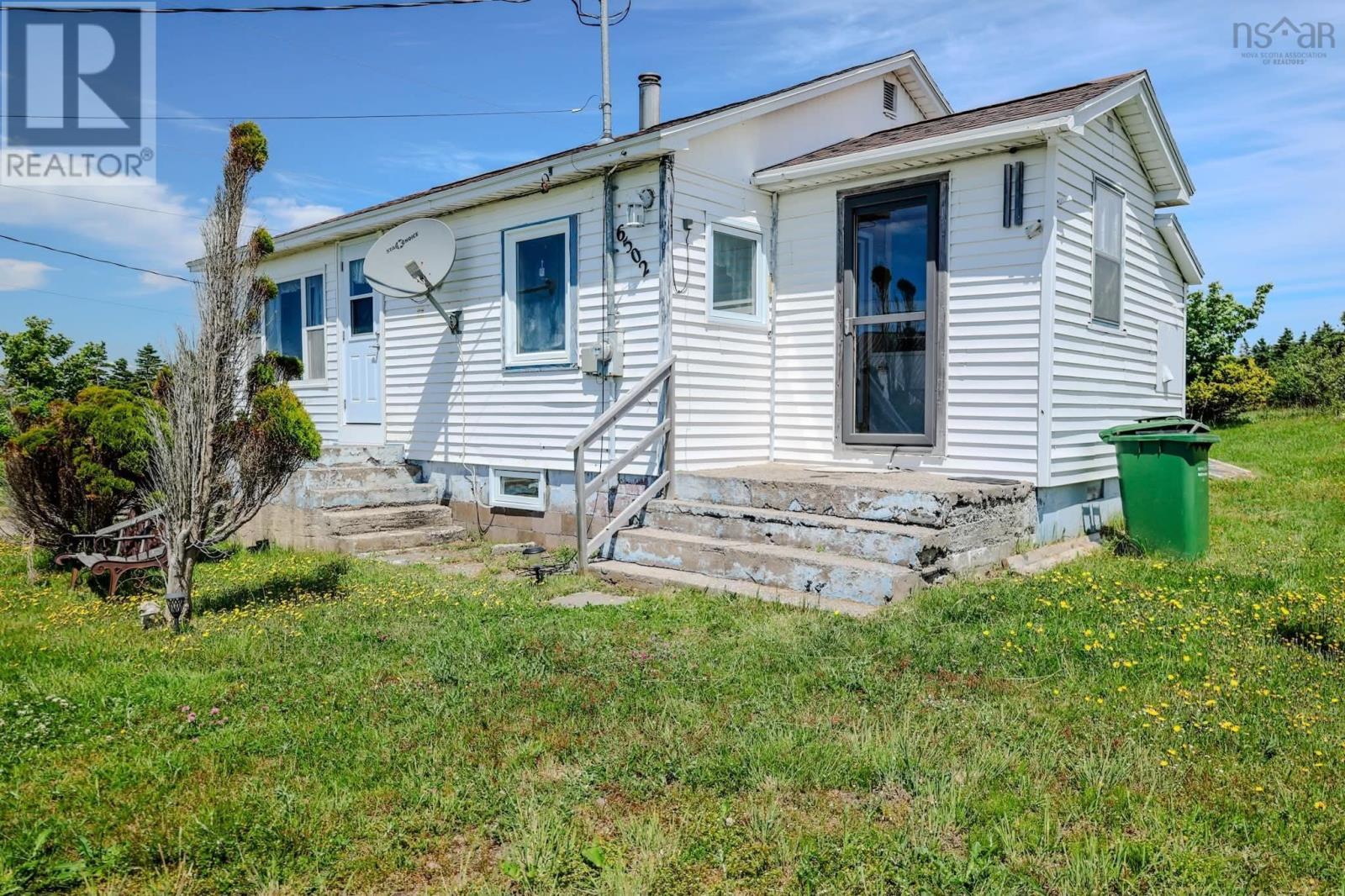 6502 Highway 3 Property Photo 1
