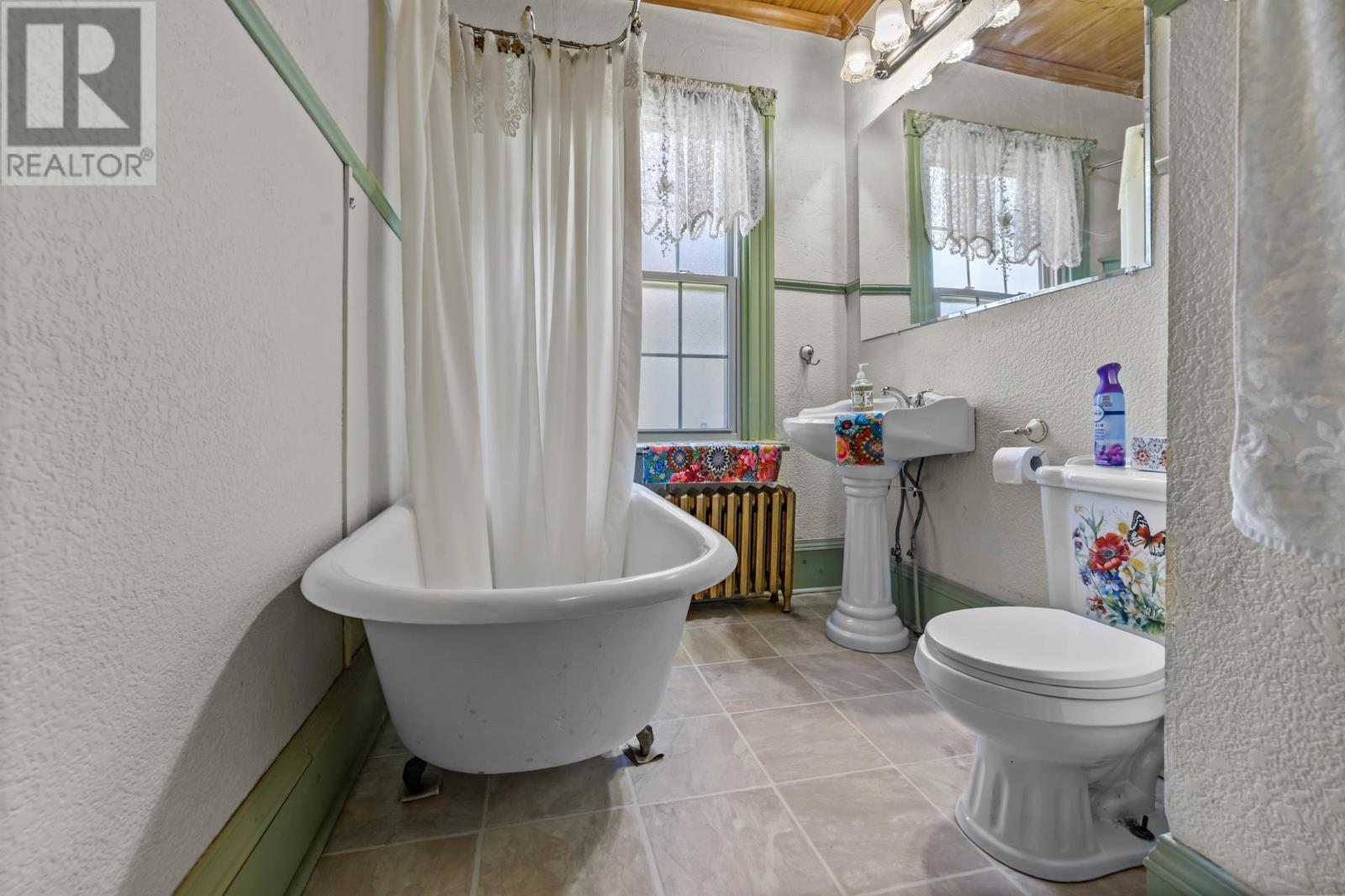 162 Belmont Street Property Photo 29