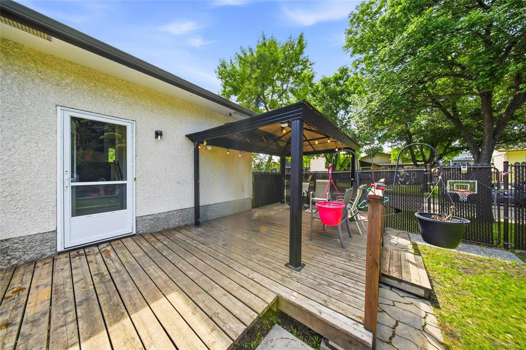 43 Marcus Place Property Photo 6