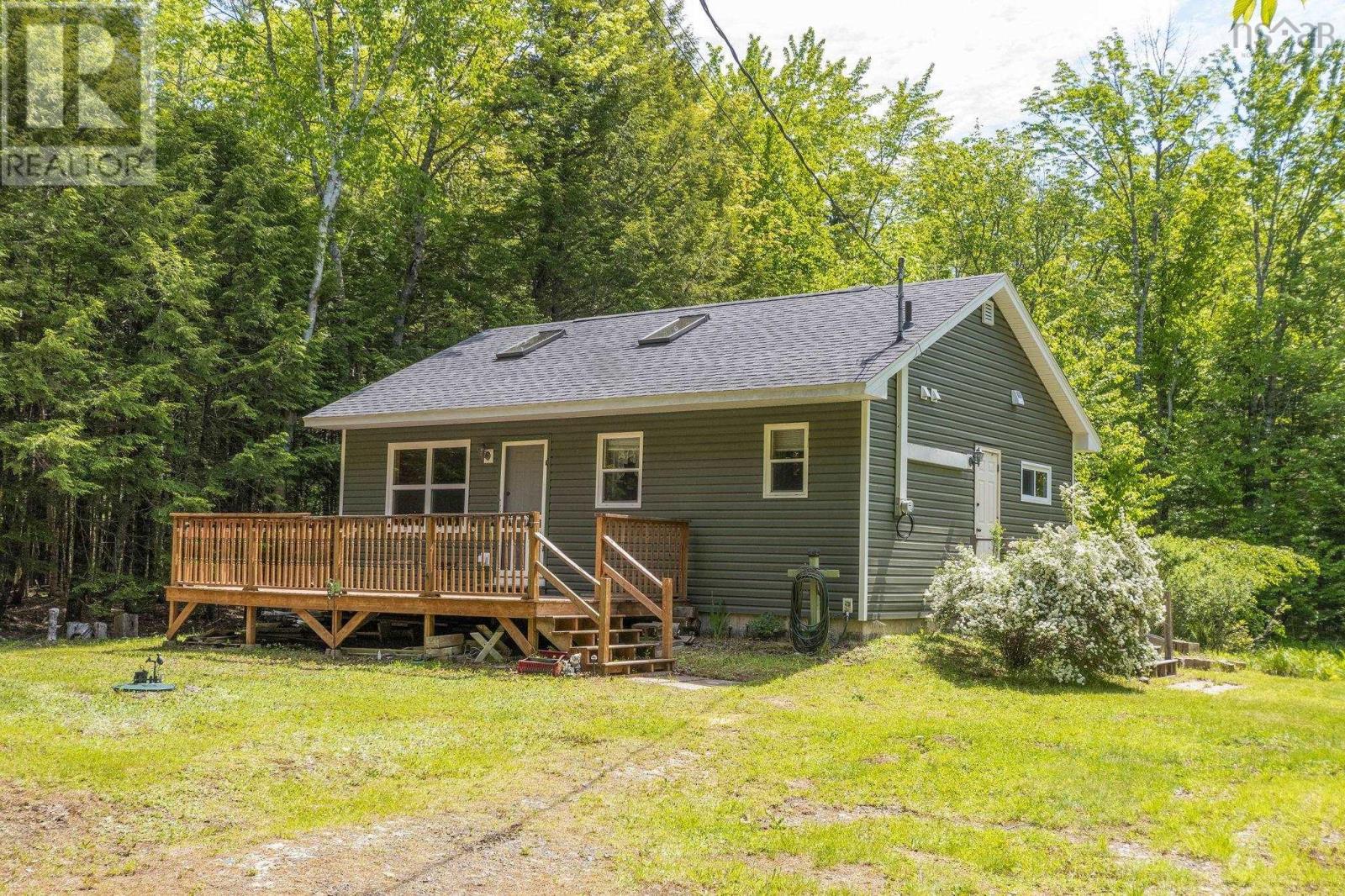 189 Madashak Road Property Photo 1