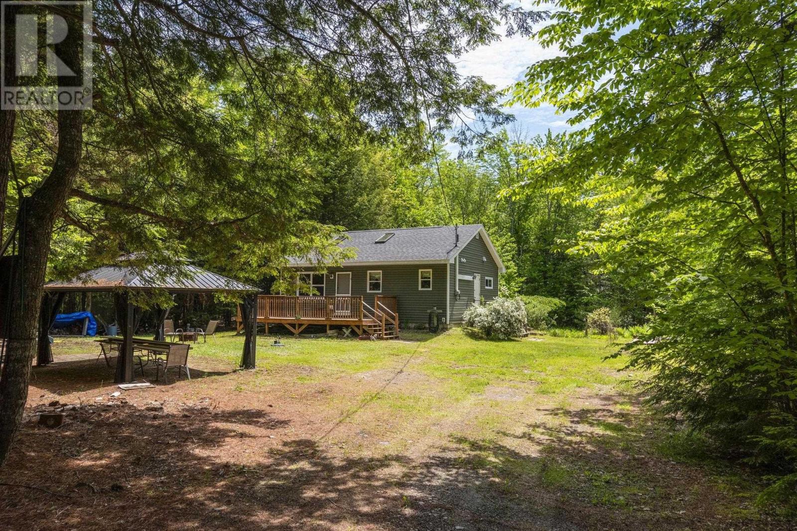 189 Madashak Road Property Photo 4