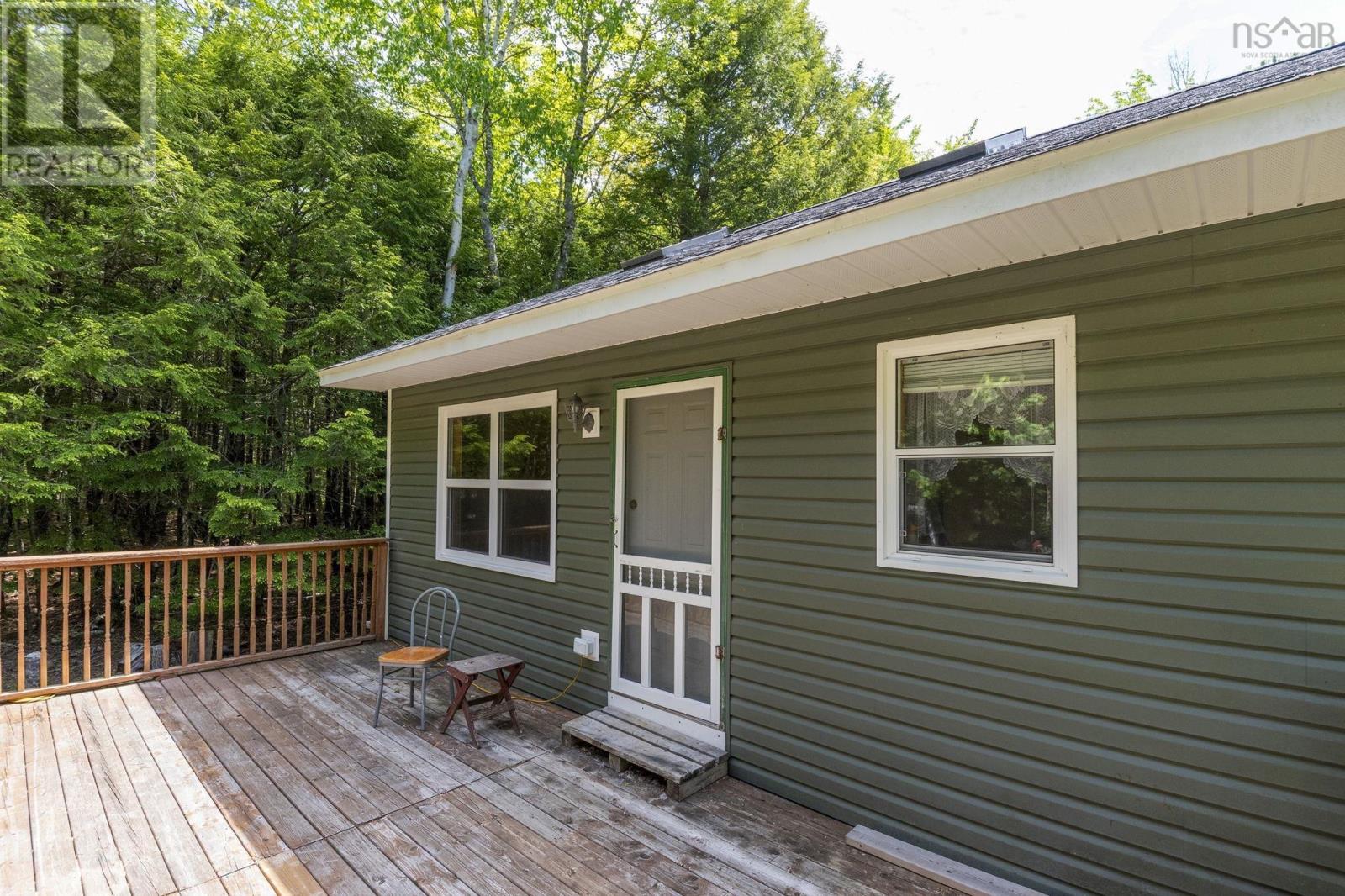 189 Madashak Road Property Photo 5