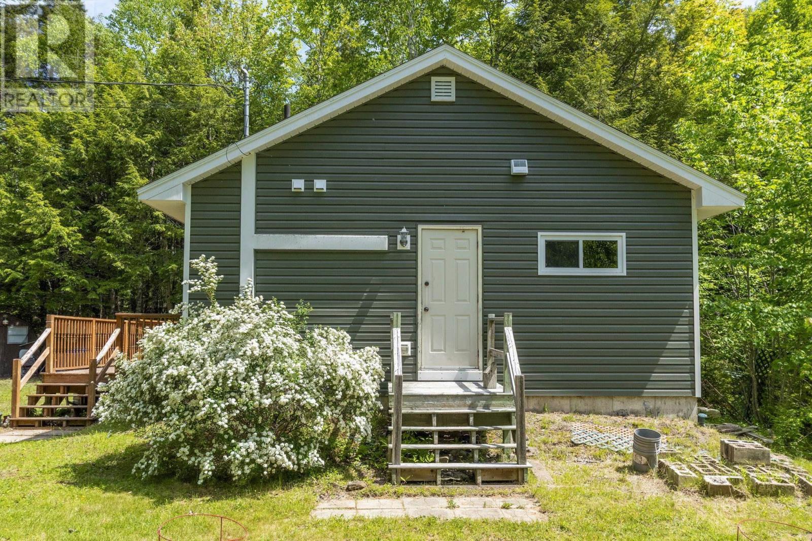 189 Madashak Road Property Photo 9