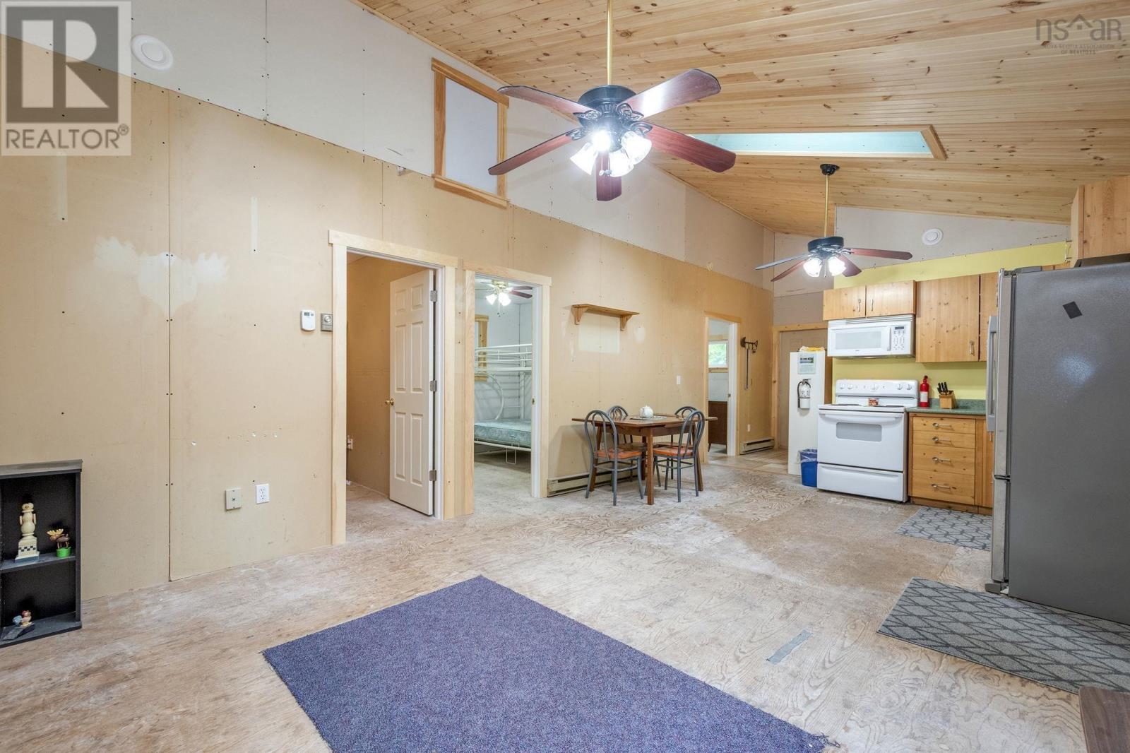 189 Madashak Road Property Photo 11