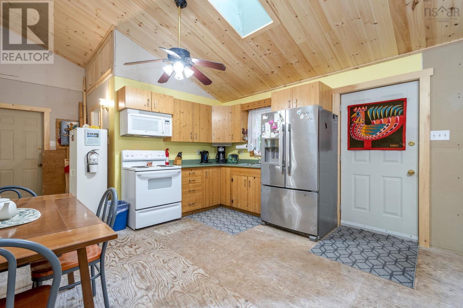 189 Madashak Road Property Photo 14