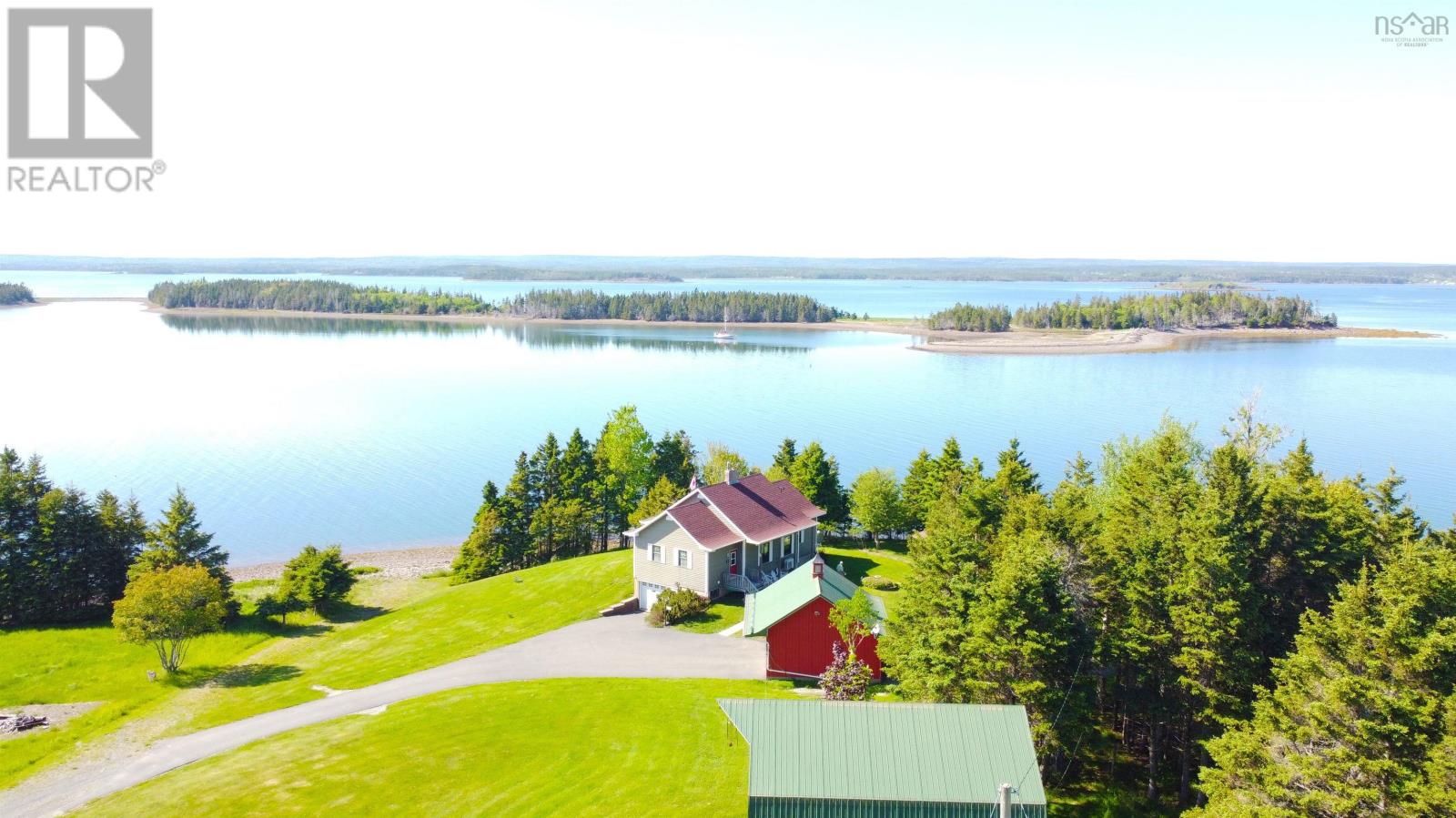 11 Cap La Ronde Property Photo 3