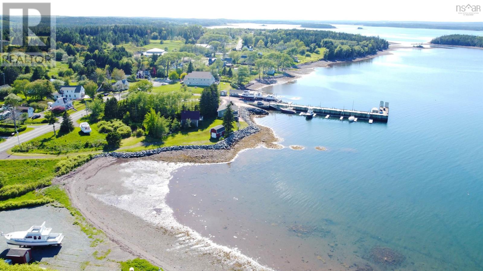 11 Cap La Ronde Property Photo 6
