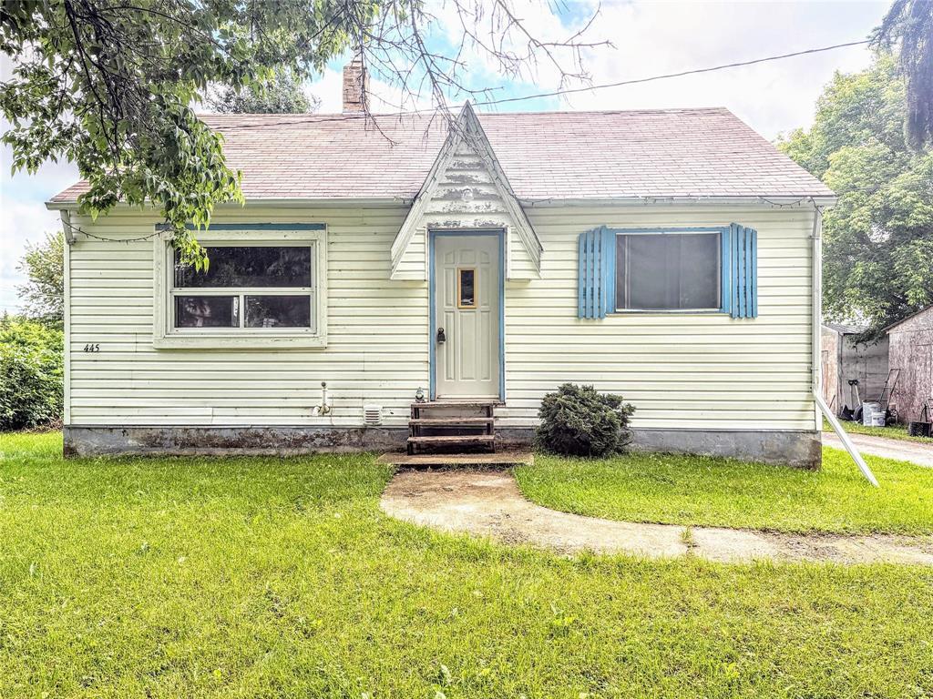 445 Tupper Avenue Property Photo 1