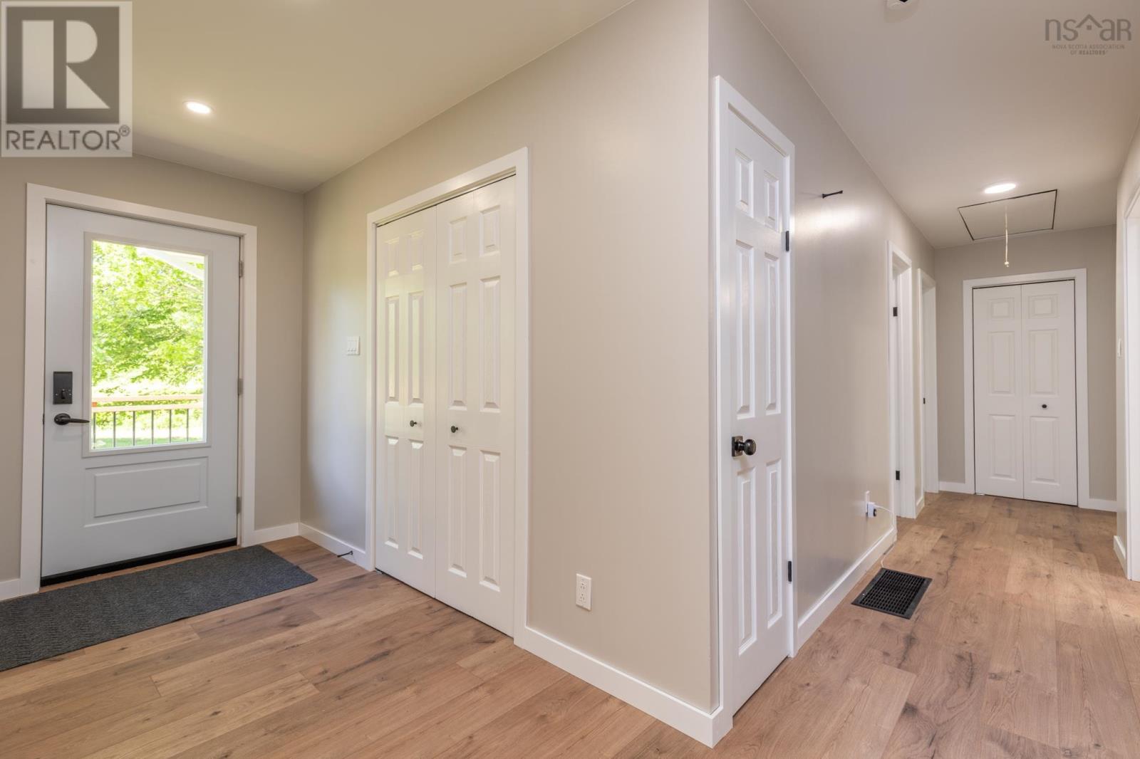 2350 Highway 1 Property Photo 6