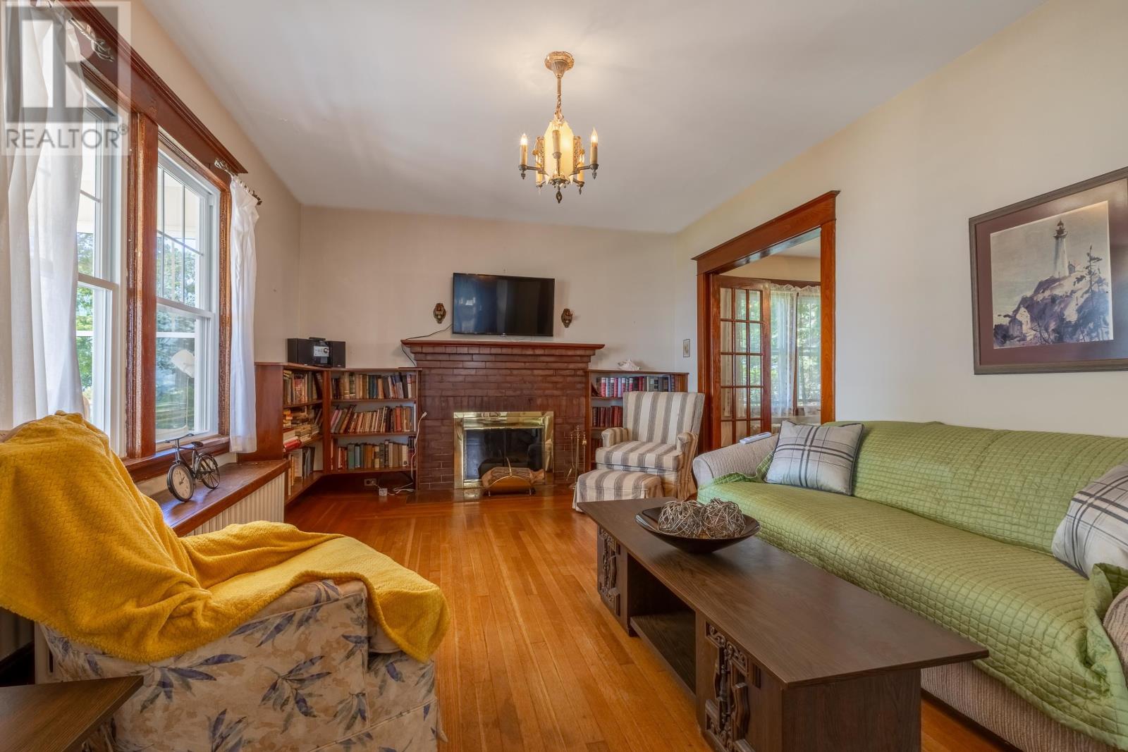 31 Breakwater Street Property Photo 10