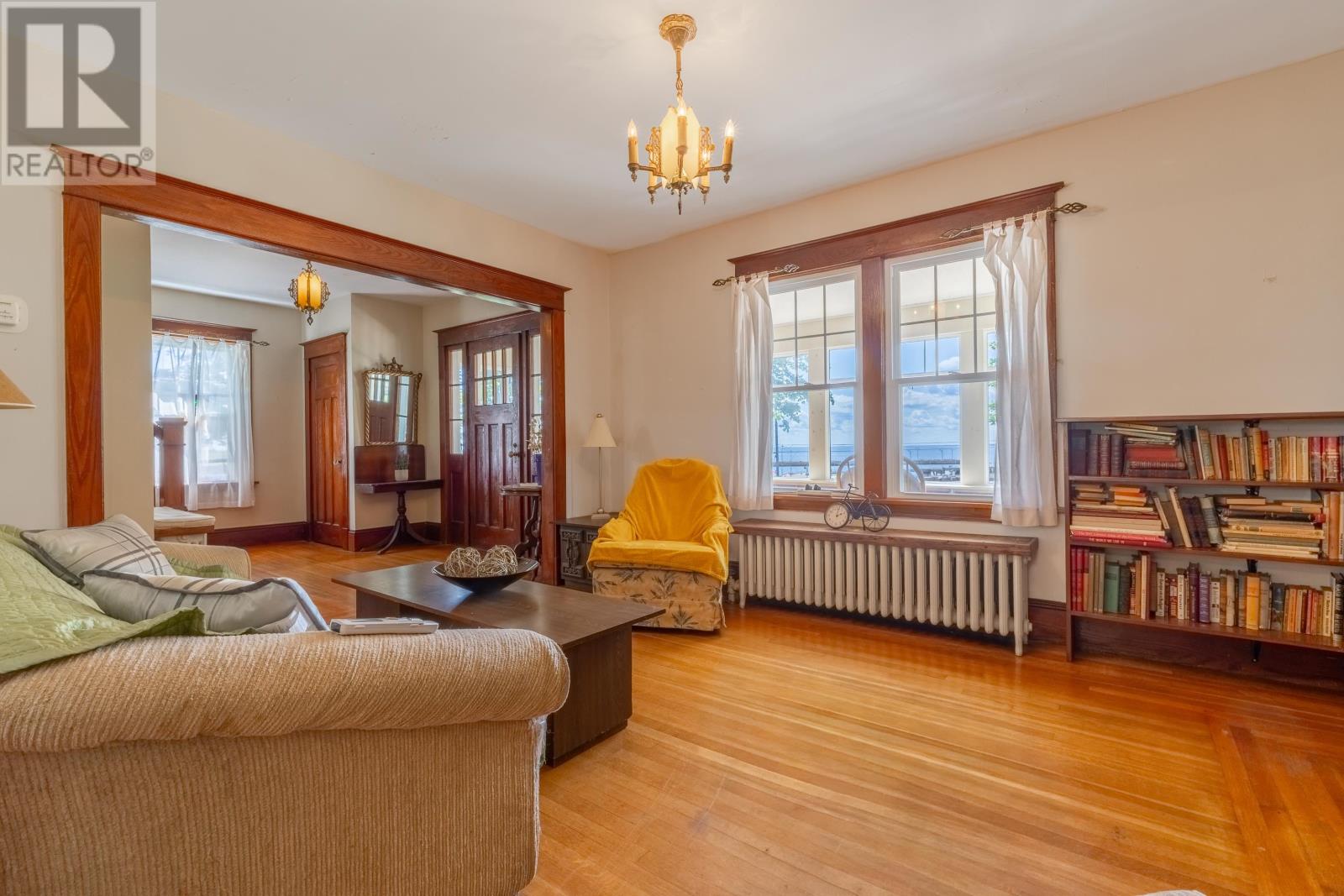 31 Breakwater Street Property Photo 11