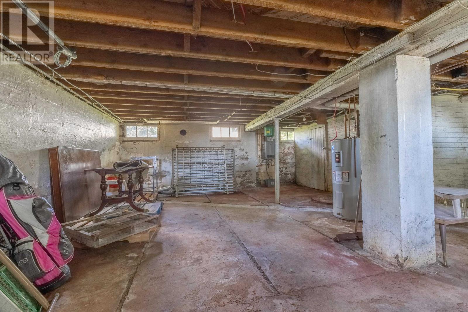 31 Breakwater Street Property Photo 26