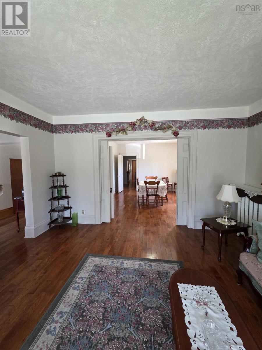 673 George St Street Property Photo 15