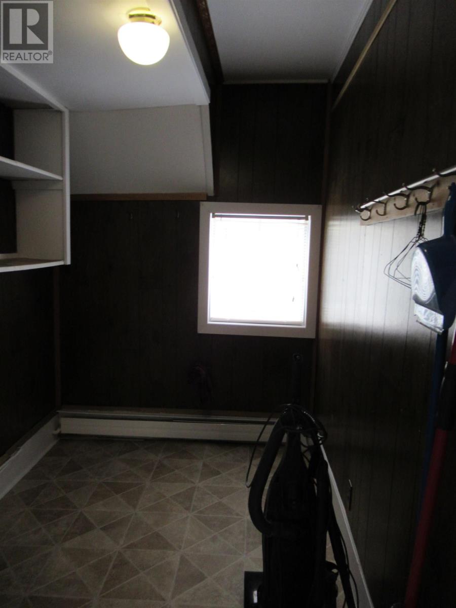 673 George St Street Property Photo 23