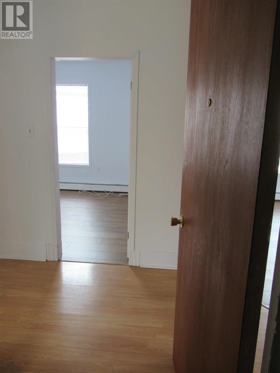 673 George St Street Property Photo 31