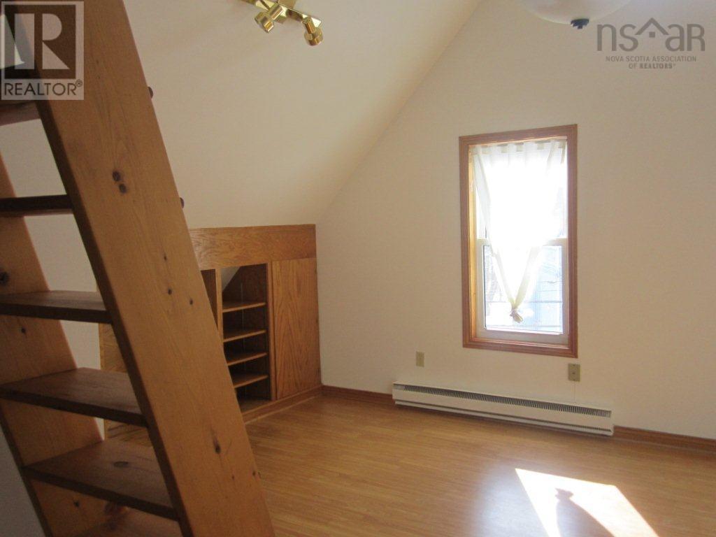 673 George St Street Property Photo 33