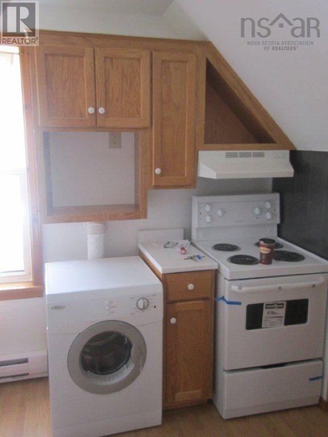 673 George St Street Property Photo 35
